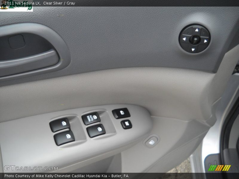 Clear Silver / Gray 2011 Kia Sedona LX