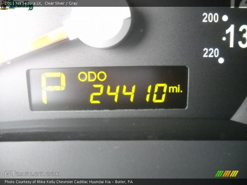 Clear Silver / Gray 2011 Kia Sedona LX
