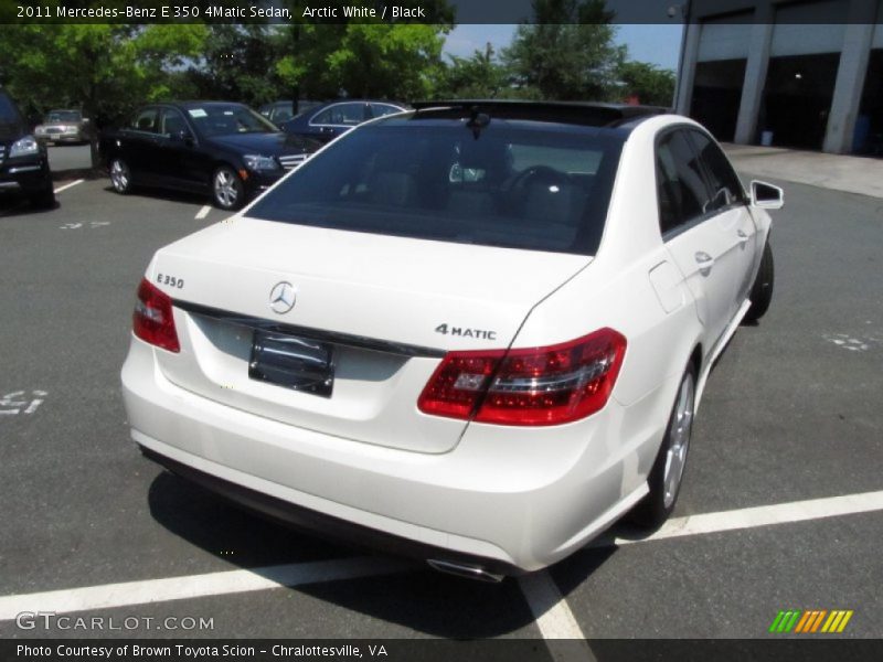 Arctic White / Black 2011 Mercedes-Benz E 350 4Matic Sedan