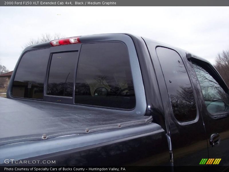 Black / Medium Graphite 2000 Ford F150 XLT Extended Cab 4x4