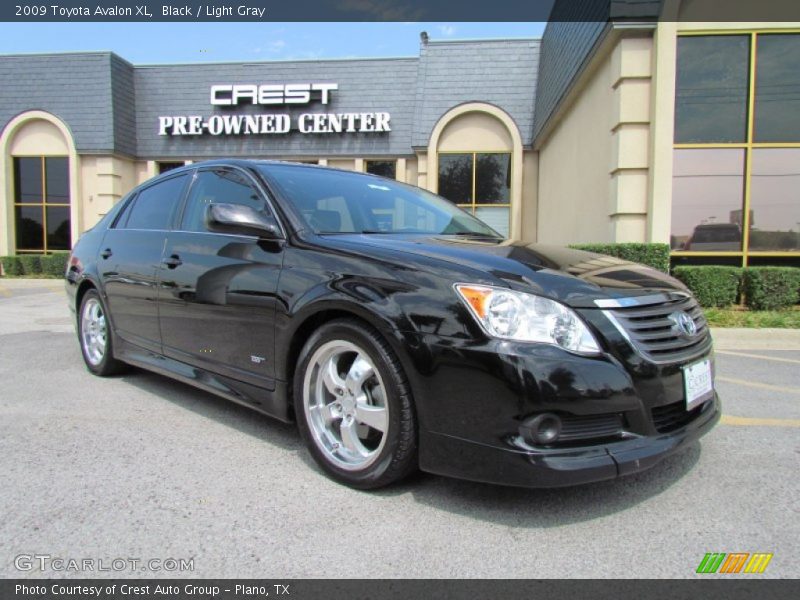 Black / Light Gray 2009 Toyota Avalon XL