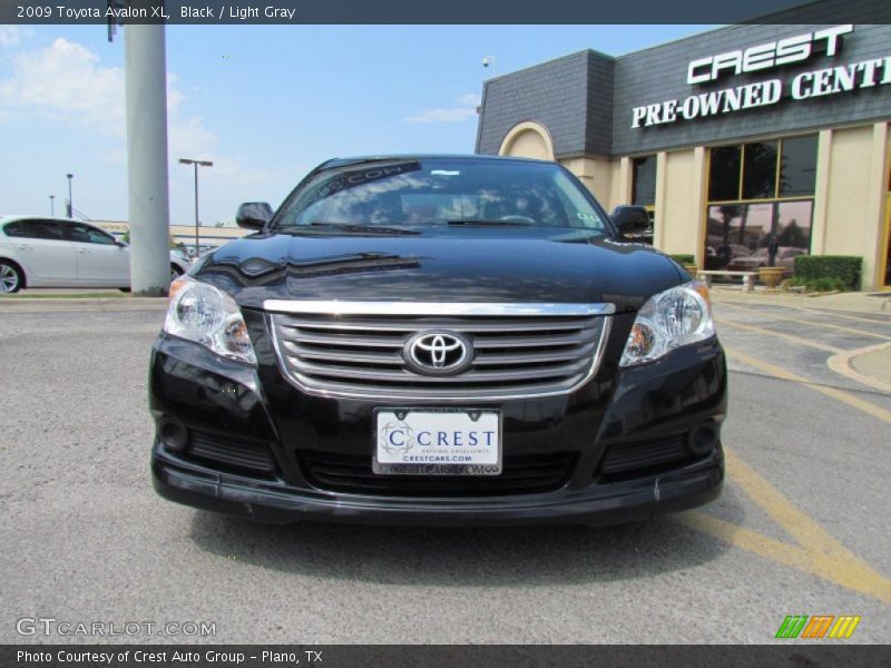 Black / Light Gray 2009 Toyota Avalon XL