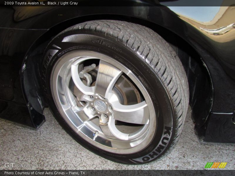 Black / Light Gray 2009 Toyota Avalon XL