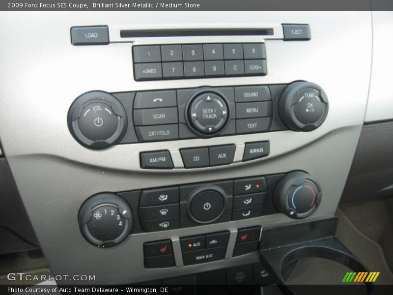 Brilliant Silver Metallic / Medium Stone 2009 Ford Focus SES Coupe