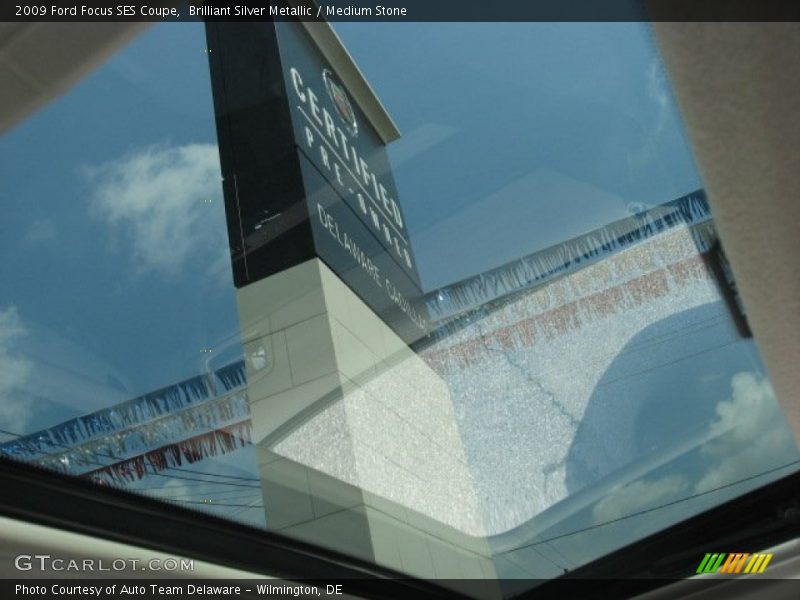 Brilliant Silver Metallic / Medium Stone 2009 Ford Focus SES Coupe