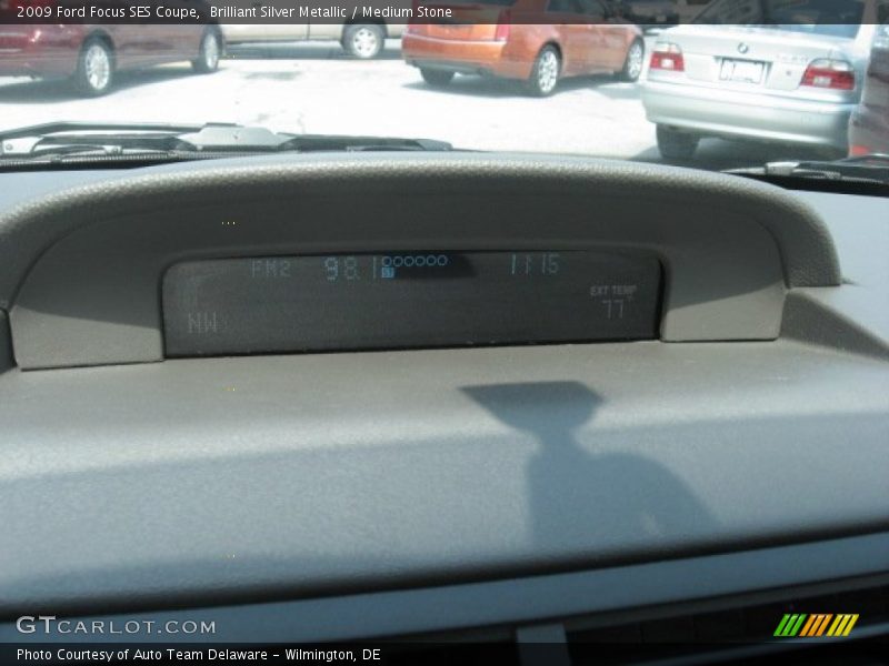 Brilliant Silver Metallic / Medium Stone 2009 Ford Focus SES Coupe
