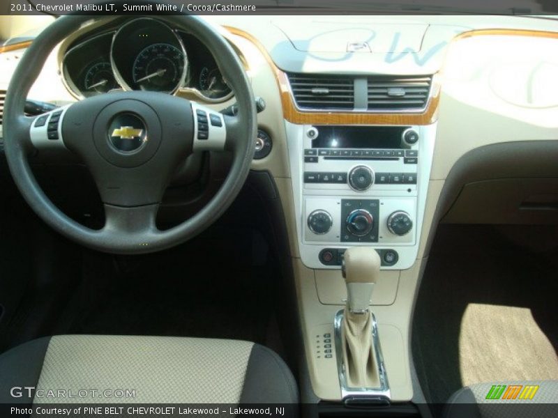 Summit White / Cocoa/Cashmere 2011 Chevrolet Malibu LT