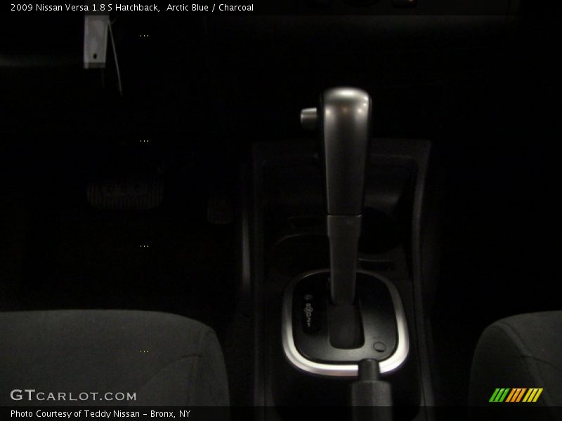 Arctic Blue / Charcoal 2009 Nissan Versa 1.8 S Hatchback