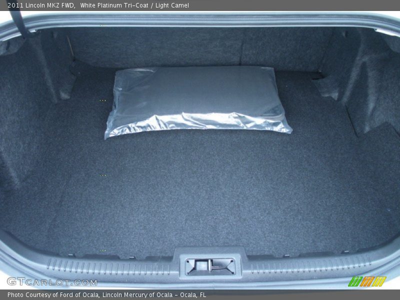 White Platinum Tri-Coat / Light Camel 2011 Lincoln MKZ FWD
