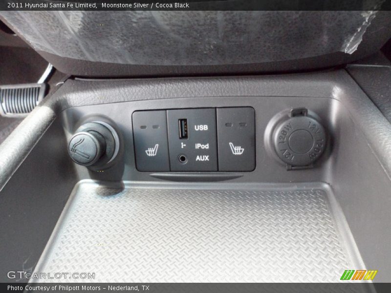Moonstone Silver / Cocoa Black 2011 Hyundai Santa Fe Limited