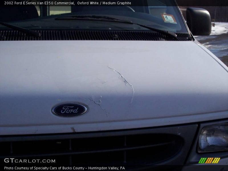 Oxford White / Medium Graphite 2002 Ford E Series Van E350 Commercial