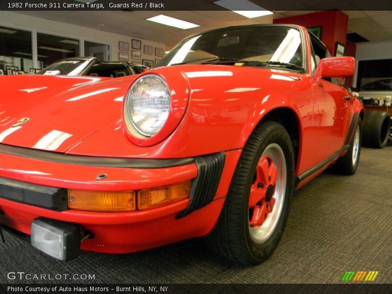 Guards Red / Black 1982 Porsche 911 Carrera Targa