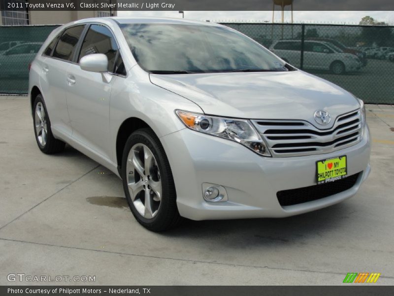 Classic Silver Metallic / Light Gray 2011 Toyota Venza V6