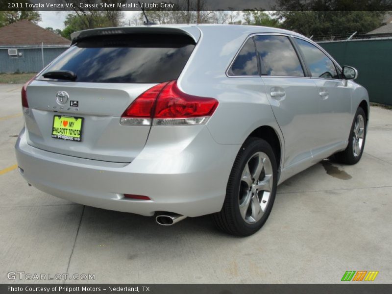 Classic Silver Metallic / Light Gray 2011 Toyota Venza V6