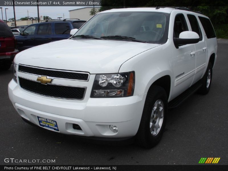 Summit White / Ebony 2011 Chevrolet Suburban LT 4x4