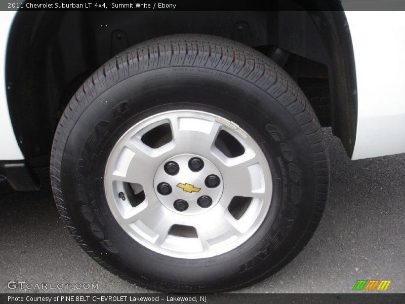 Summit White / Ebony 2011 Chevrolet Suburban LT 4x4