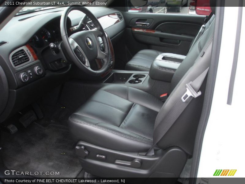 Summit White / Ebony 2011 Chevrolet Suburban LT 4x4