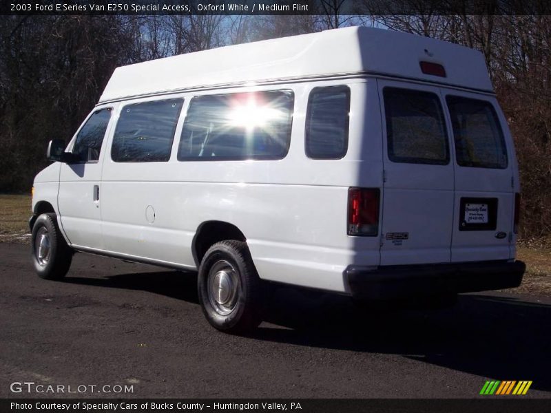 Oxford White / Medium Flint 2003 Ford E Series Van E250 Special Access