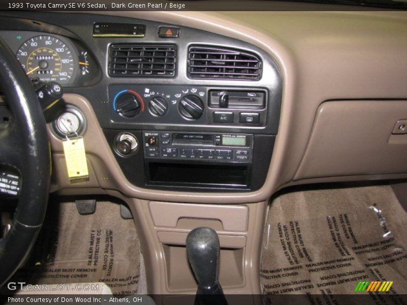 Dark Green Pearl / Beige 1993 Toyota Camry SE V6 Sedan