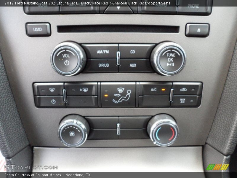 Controls of 2012 Mustang Boss 302 Laguna Seca