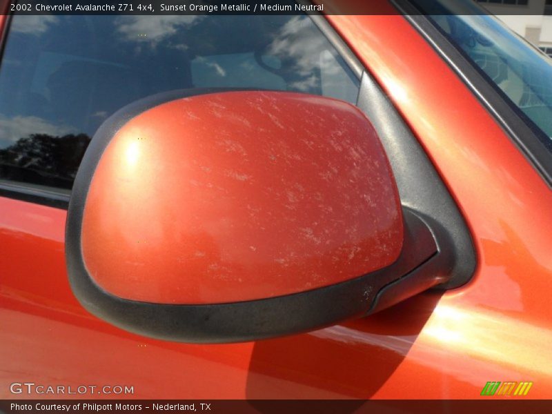 Sunset Orange Metallic / Medium Neutral 2002 Chevrolet Avalanche Z71 4x4