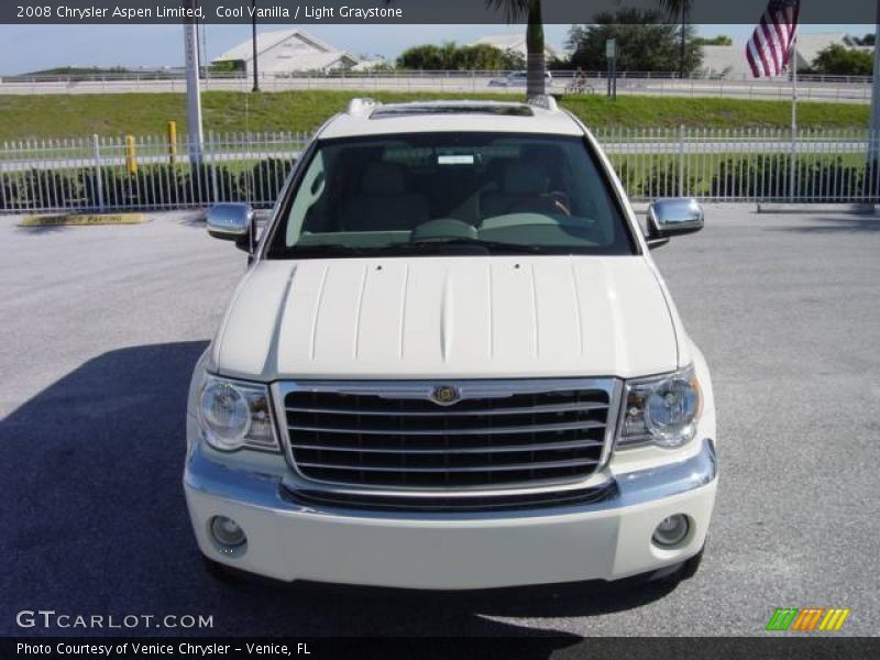 Cool Vanilla / Light Graystone 2008 Chrysler Aspen Limited