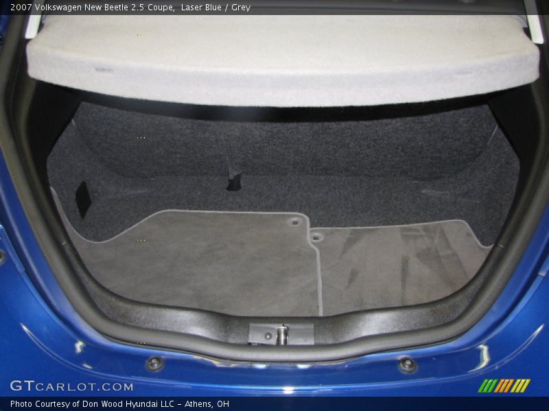  2007 New Beetle 2.5 Coupe Trunk