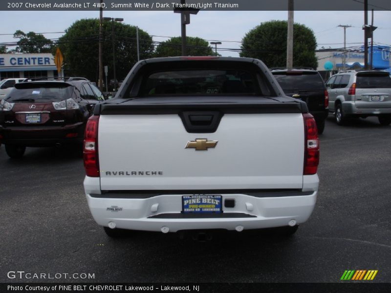 Summit White / Dark Titanium/Light Titanium 2007 Chevrolet Avalanche LT 4WD