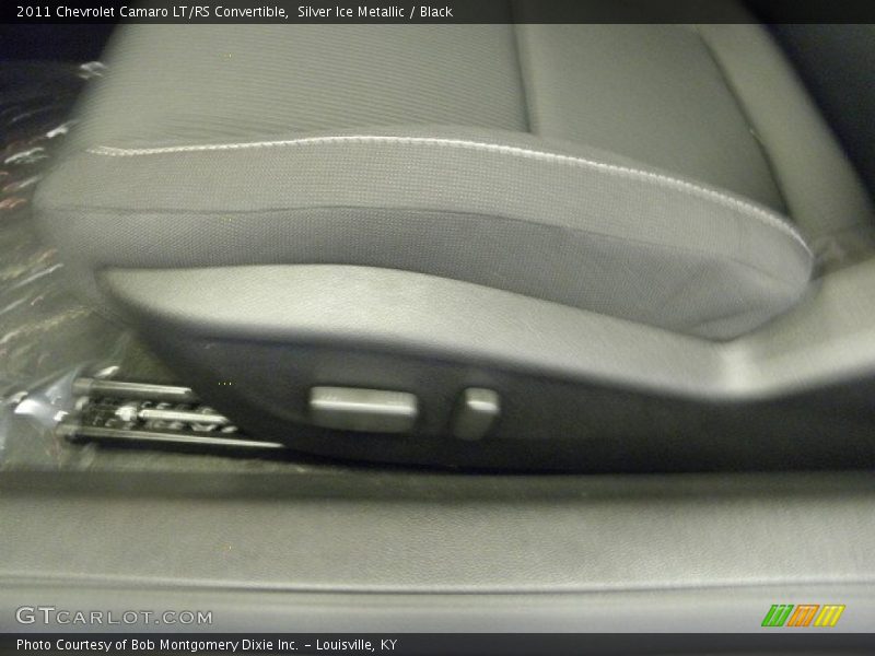 Silver Ice Metallic / Black 2011 Chevrolet Camaro LT/RS Convertible