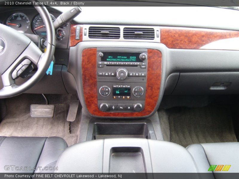 Black / Ebony 2010 Chevrolet Tahoe LT 4x4