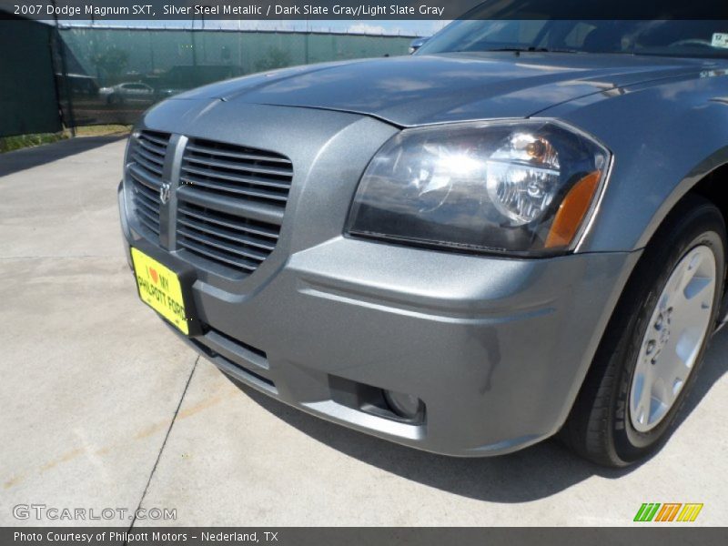 Silver Steel Metallic / Dark Slate Gray/Light Slate Gray 2007 Dodge Magnum SXT