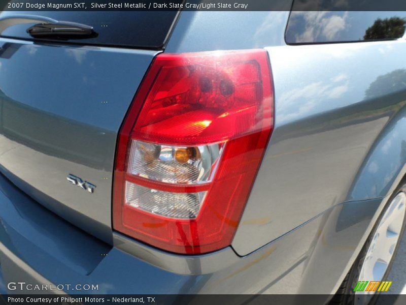 Silver Steel Metallic / Dark Slate Gray/Light Slate Gray 2007 Dodge Magnum SXT
