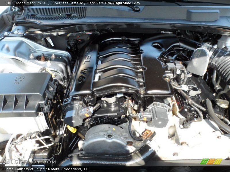 Silver Steel Metallic / Dark Slate Gray/Light Slate Gray 2007 Dodge Magnum SXT