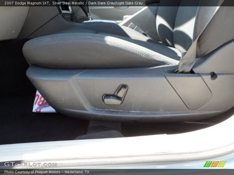 Silver Steel Metallic / Dark Slate Gray/Light Slate Gray 2007 Dodge Magnum SXT