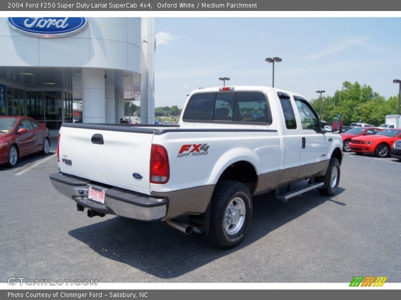 Oxford White / Medium Parchment 2004 Ford F250 Super Duty Lariat SuperCab 4x4