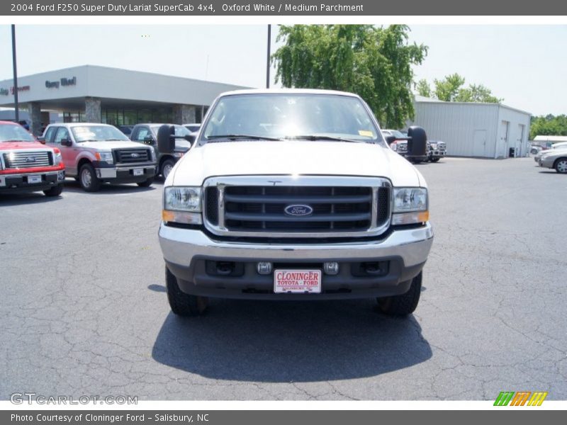 Oxford White / Medium Parchment 2004 Ford F250 Super Duty Lariat SuperCab 4x4