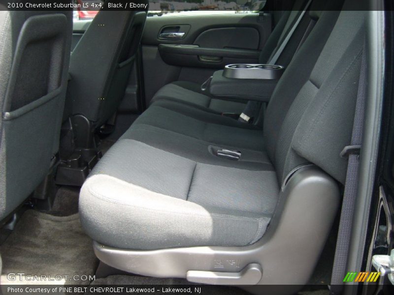 Black / Ebony 2010 Chevrolet Suburban LS 4x4