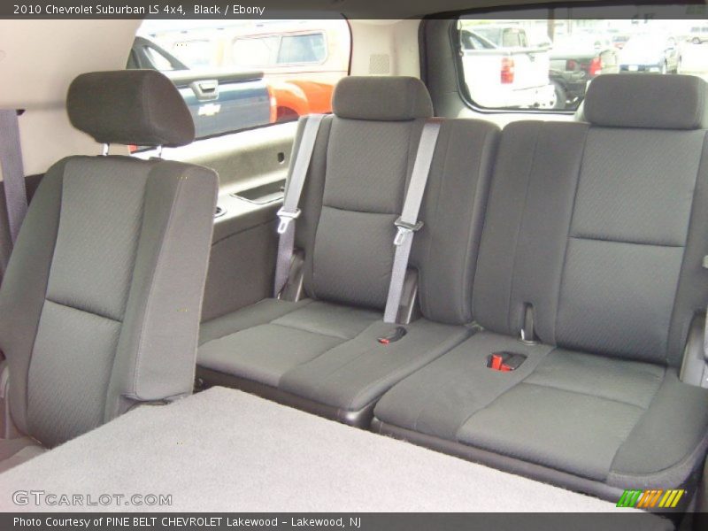 Black / Ebony 2010 Chevrolet Suburban LS 4x4