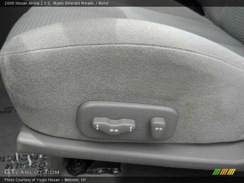 Mystic Emerald Metallic / Blond 2006 Nissan Altima 2.5 S