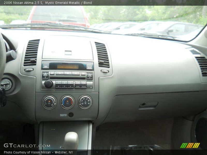 Mystic Emerald Metallic / Blond 2006 Nissan Altima 2.5 S
