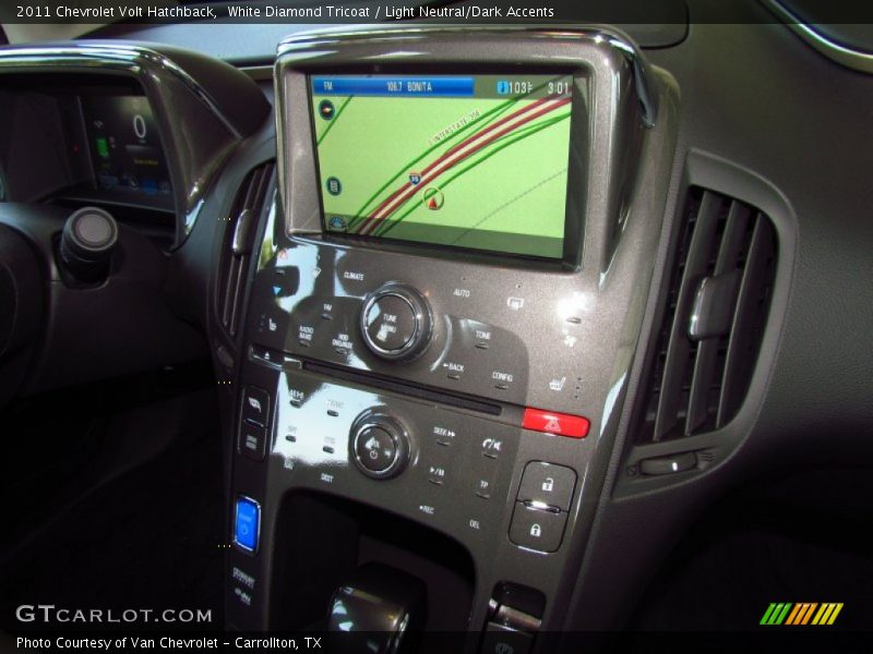 Navigation of 2011 Volt Hatchback