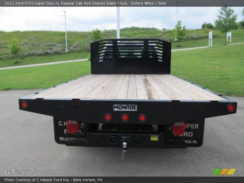 Oxford White / Steel 2011 Ford F350 Super Duty XL Regular Cab 4x4 Chassis Stake Truck