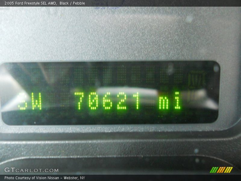 Black / Pebble 2005 Ford Freestyle SEL AWD