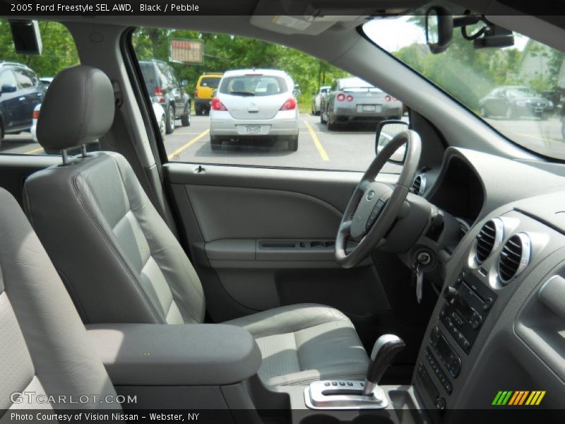 Black / Pebble 2005 Ford Freestyle SEL AWD