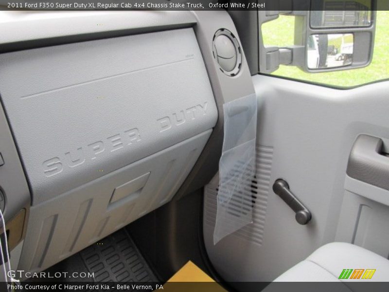 Oxford White / Steel 2011 Ford F350 Super Duty XL Regular Cab 4x4 Chassis Stake Truck