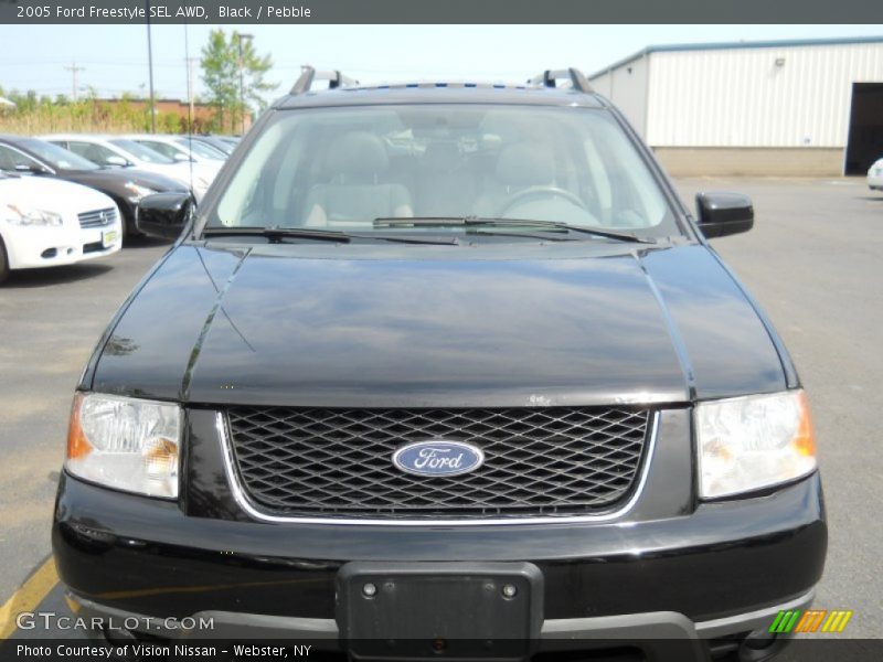 Black / Pebble 2005 Ford Freestyle SEL AWD