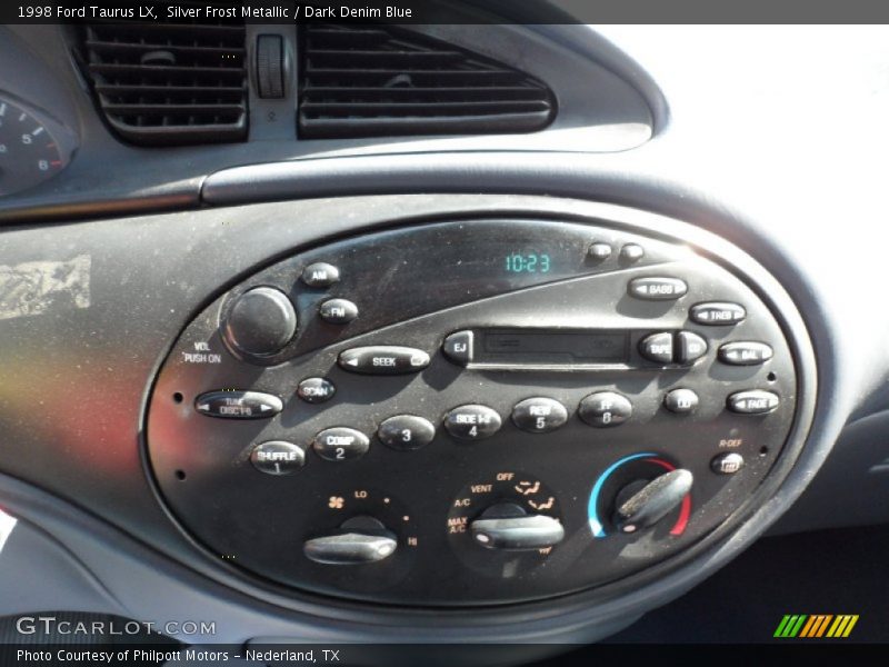 Silver Frost Metallic / Dark Denim Blue 1998 Ford Taurus LX