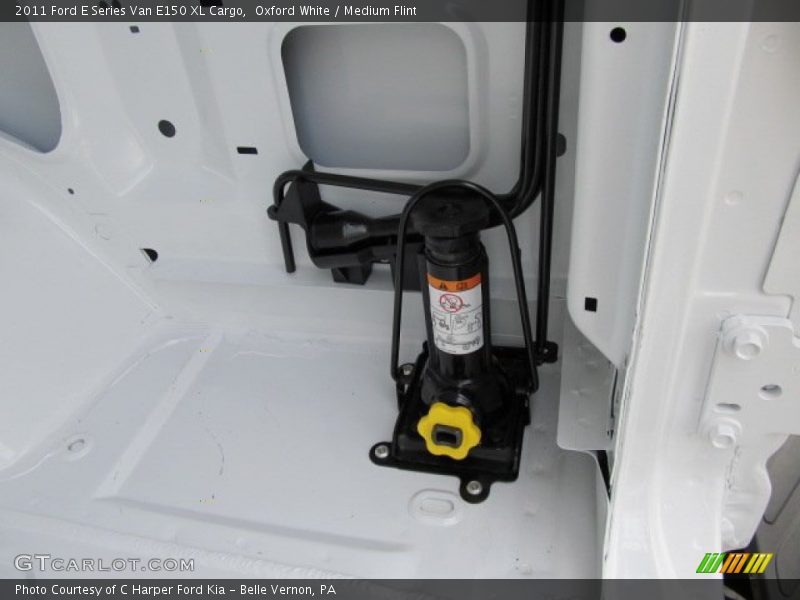 Oxford White / Medium Flint 2011 Ford E Series Van E150 XL Cargo
