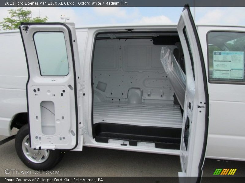 Oxford White / Medium Flint 2011 Ford E Series Van E150 XL Cargo