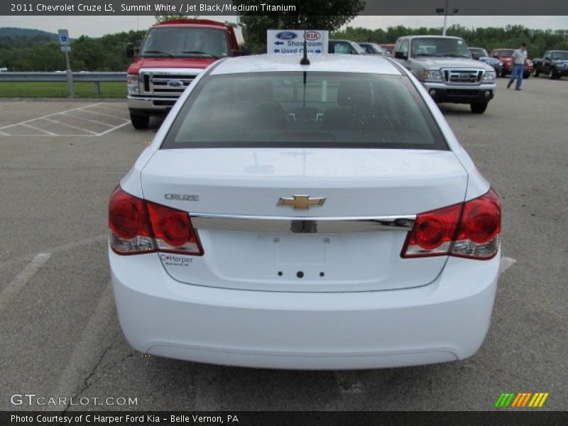 Summit White / Jet Black/Medium Titanium 2011 Chevrolet Cruze LS